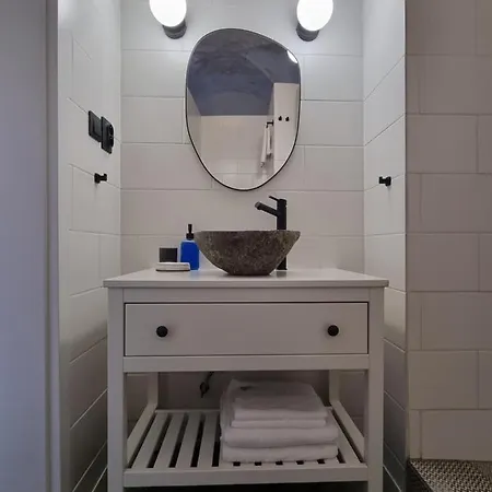 Mala Bara Apartament *
